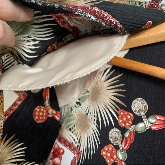 Vintage Cheetah Palm & Floral Black Button Front Short Sleeve Shirt - Picture 8 of 10